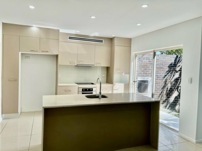 4a Beryl Place, Greenacre NSW 2190