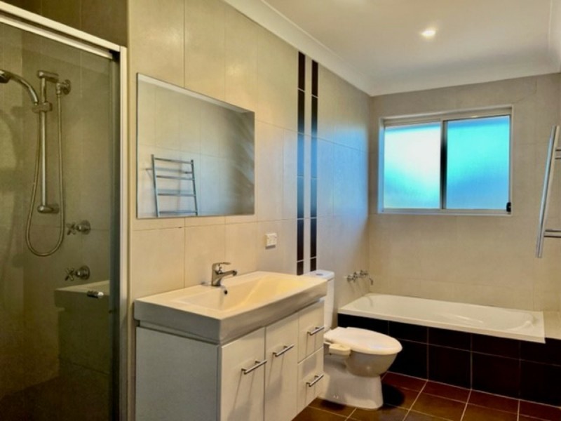 4a Beryl Place, Greenacre NSW 2190