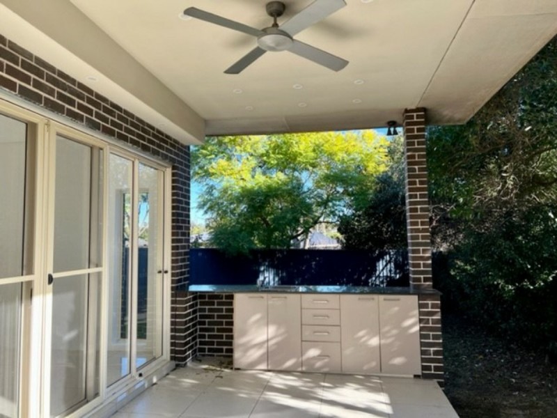 4a Beryl Place, Greenacre NSW 2190