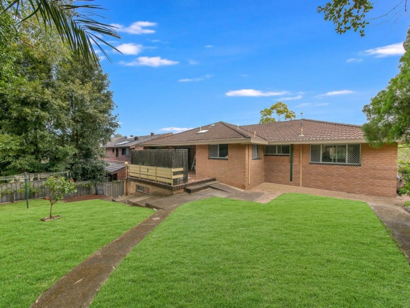 9 Yvonne Crescent, Georges Hall NSW 2198