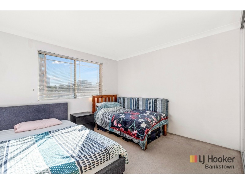 24/6 Sir Joseph Banks Street, Bankstown NSW 2200