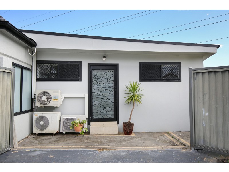 Granny Flat/1 Gowrie Avenue, Punchbowl NSW 2196