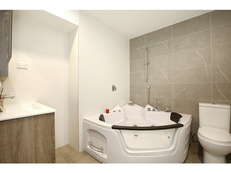 102/17 Maclaurin Avenue, East Hills NSW 2213