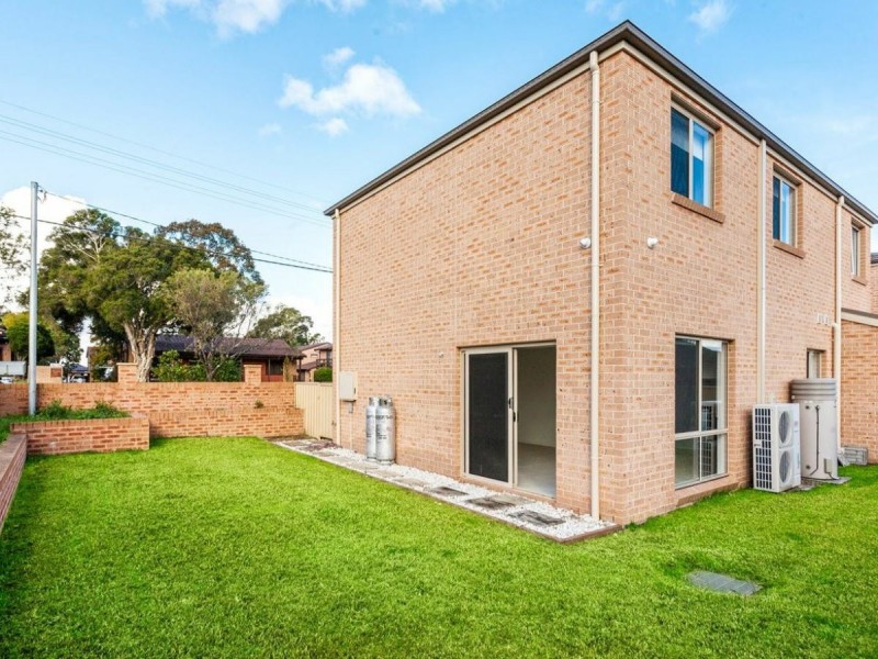 21 Olive Street, Condell Park NSW 2200