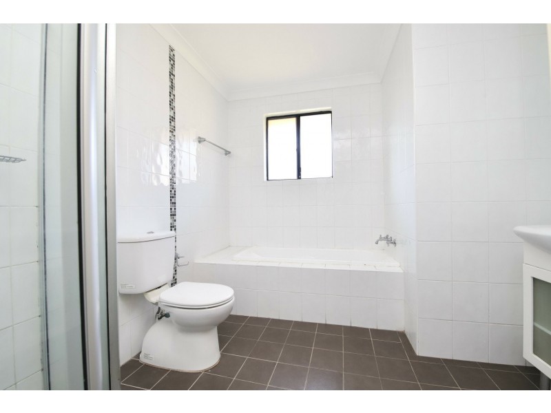17/31-33 Myrtle Road, Bankstown NSW 2200