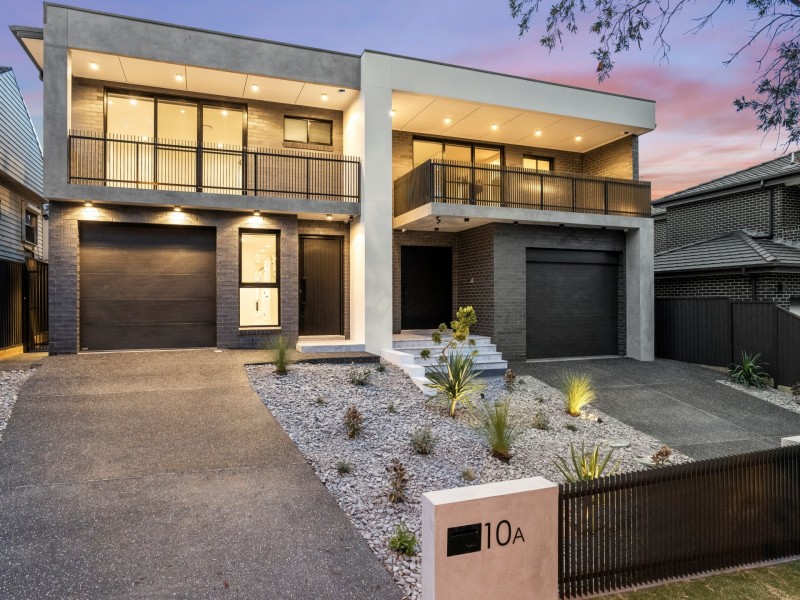 10A Georges Crescent, Georges Hall NSW 2198