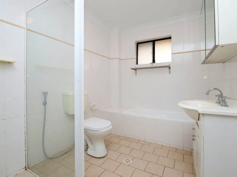 27/21-27 Weigand Avenue, Bankstown NSW 2200
