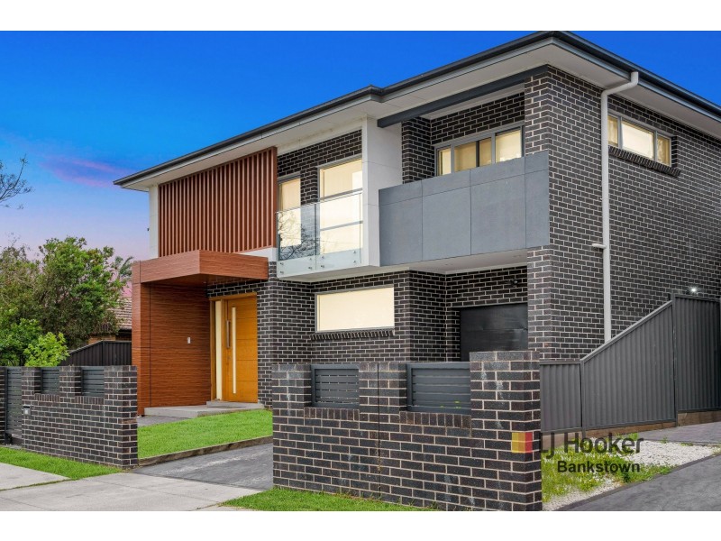 21B Williamson Crescent, Warwick Farm NSW 2170