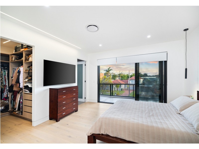 36a Sturt Avenue, Georges Hall NSW 2198