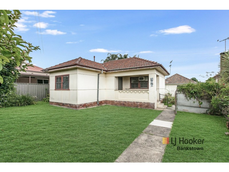 196 Woodville Road, Merrylands NSW 2160