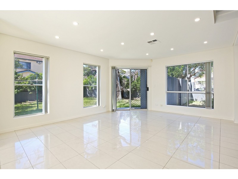 112A Highview Avenue, Greenacre NSW 2190