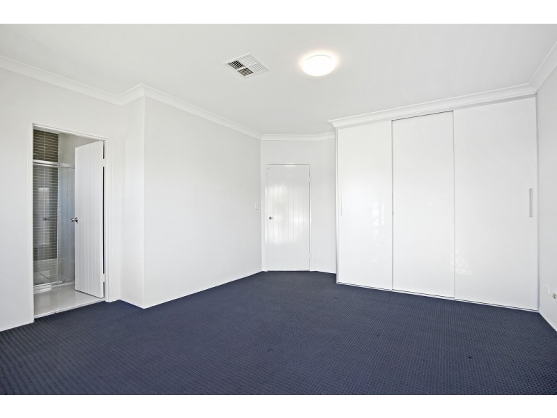 112A Highview Avenue, Greenacre NSW 2190