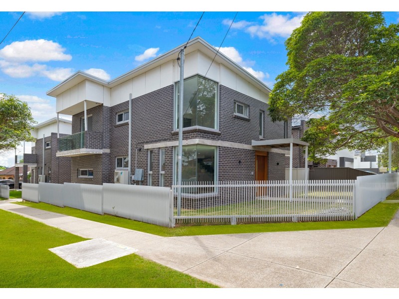 212 Marco Avenue, Panania NSW 2213