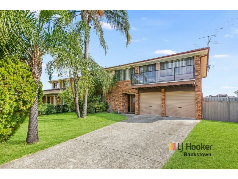 16 Buckingham Crescent, Chipping Norton NSW 2170