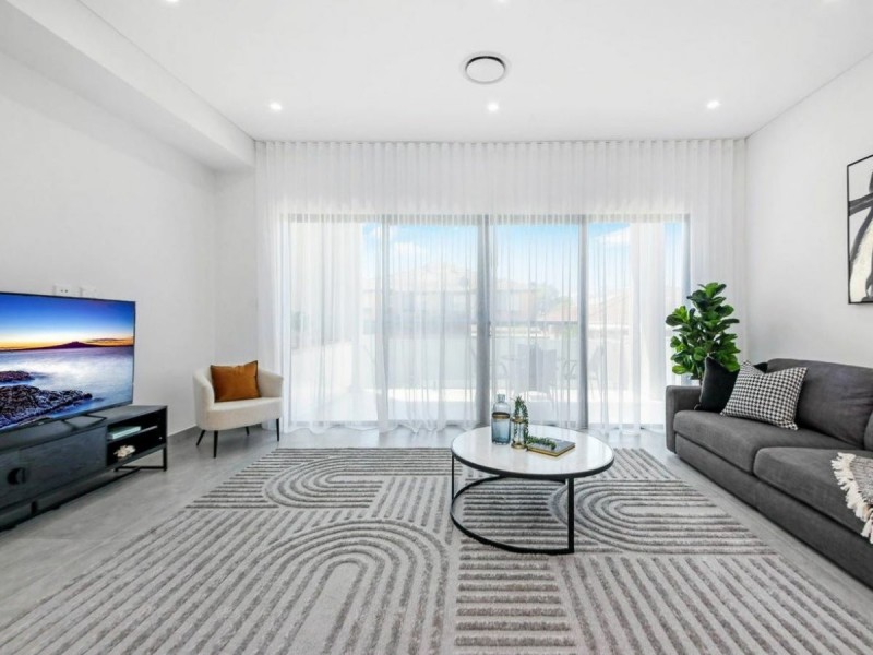 102A Wilbur Street, Greenacre NSW 2190