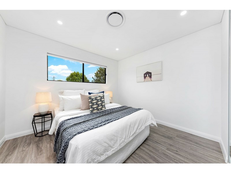 6 Hume Street, Campbelltown NSW 2560