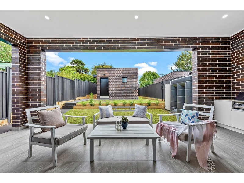 6 Hume Street, Campbelltown NSW 2560