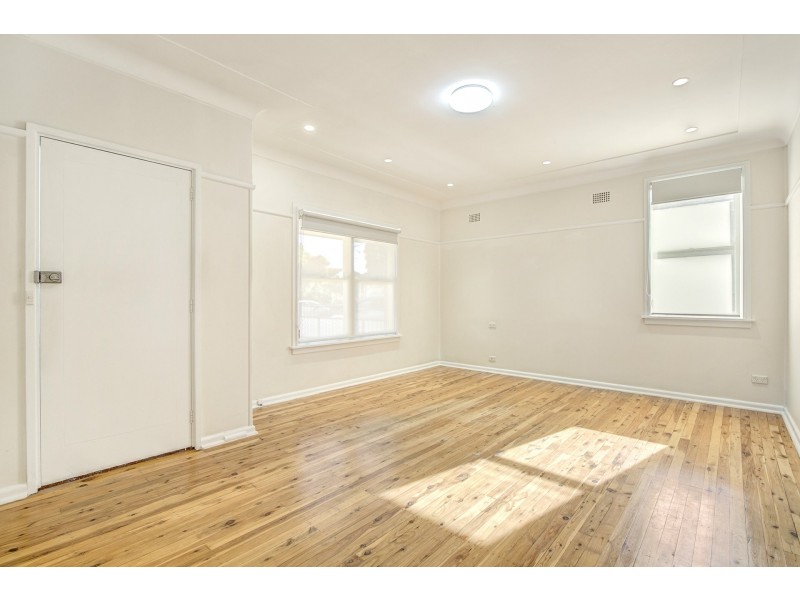 25 Kensington Street, Punchbowl NSW 2196