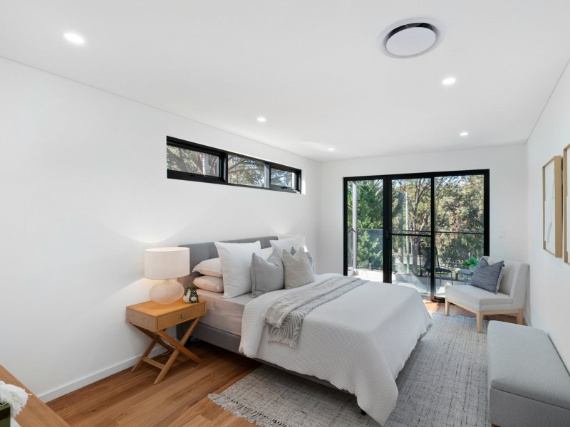 9 Monash Avenue, East Hills NSW 2213