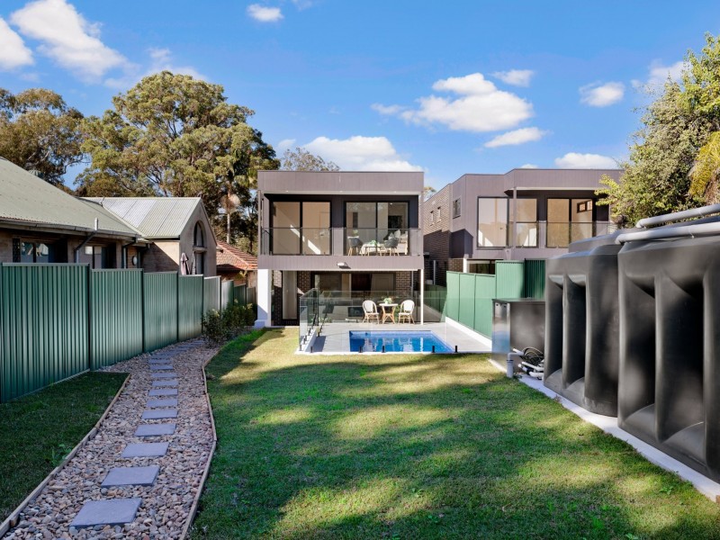 9 Monash Avenue, East Hills NSW 2213