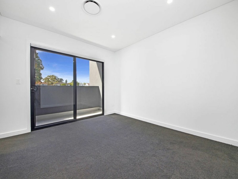 8A Collins Crescent, Yagoona NSW 2199