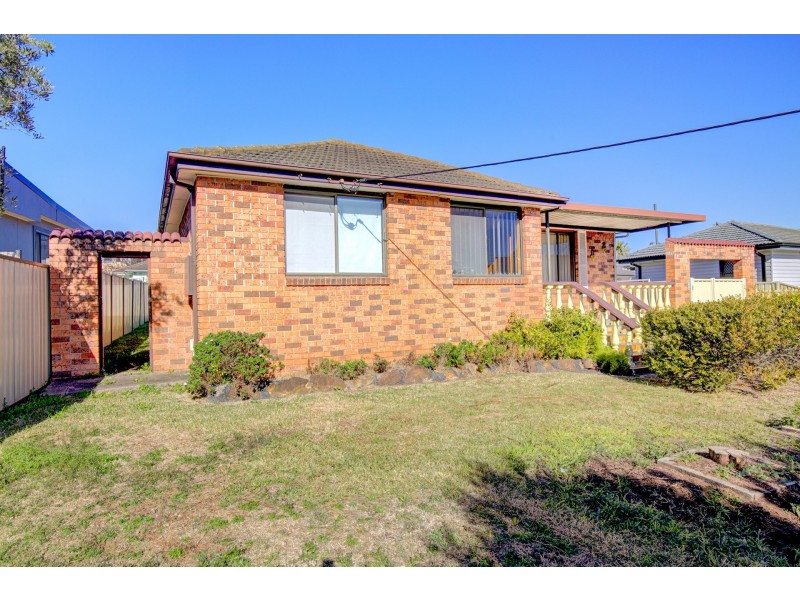 10 Bare Avenue, Lurnea NSW 2170