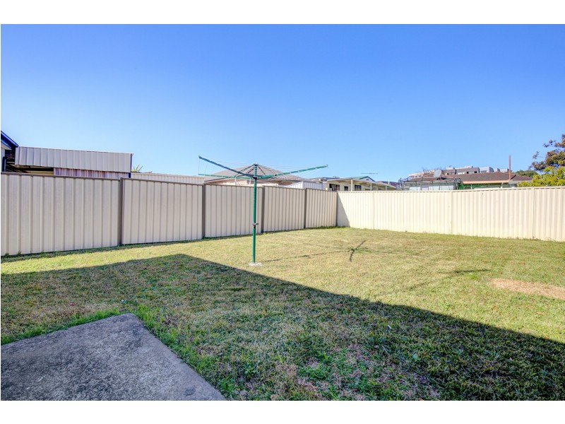 10 Bare Avenue, Lurnea NSW 2170