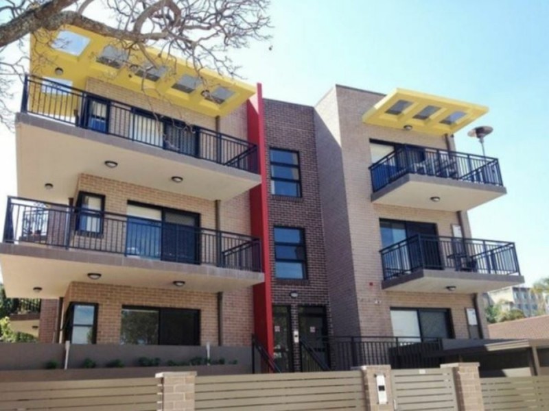 10/37-39 French Avenue, Bankstown NSW 2200