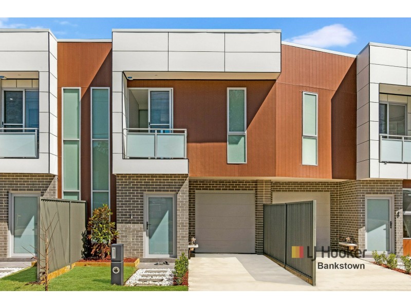 4/6 Kalimna Street, Moorebank NSW 2170