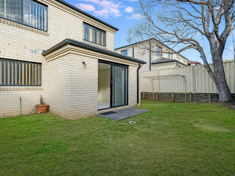 7/46-52 Wattle Road, Casula NSW 2170
