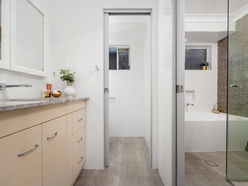 6 Albatross Avenue, Hinchinbrook NSW 2168