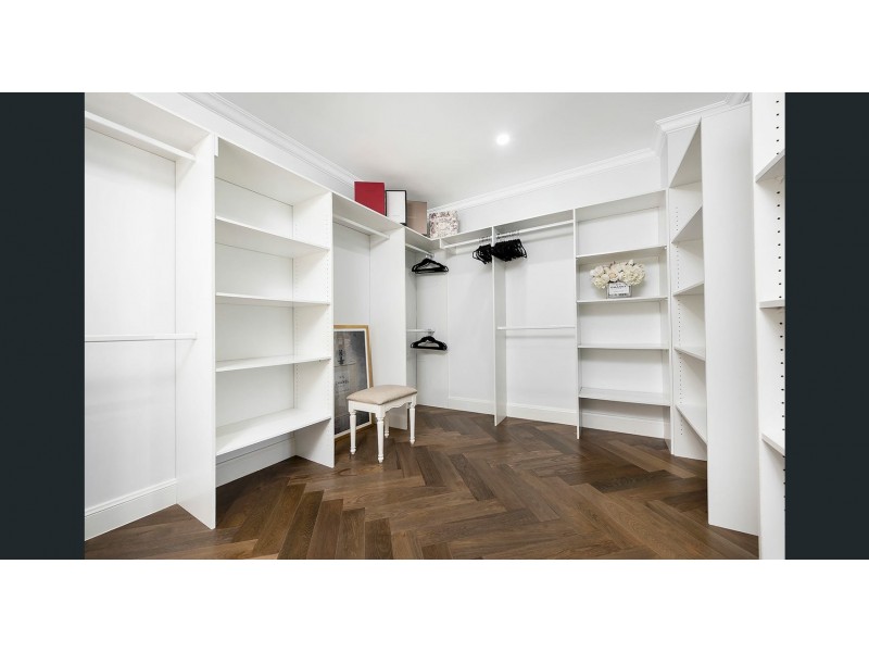 71B Bungarra Crescent, Chipping Norton NSW 2170