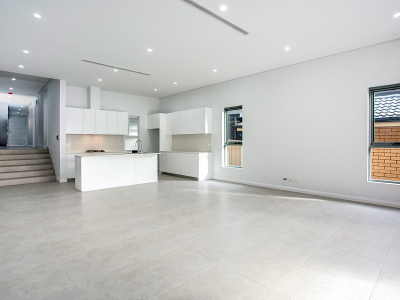 38 Oak Drive, Georges Hall NSW 2198