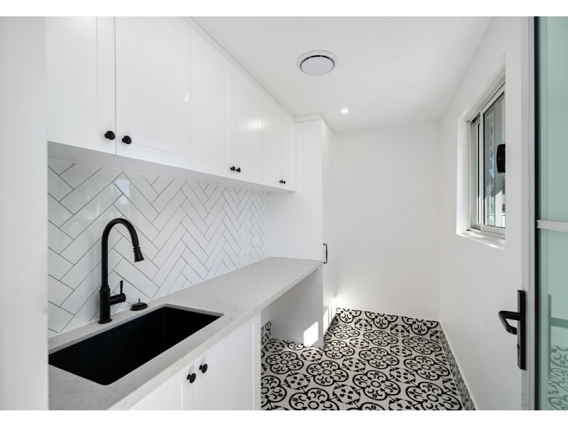 29 Josephine Crescent, Moorebank NSW 2170