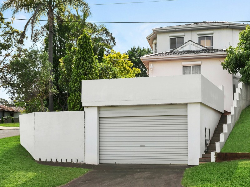 30 Cumberland Avenue, Georges Hall NSW 2198