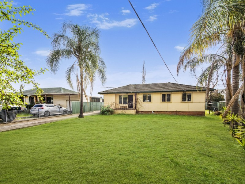 29 O’Neile Crescent, Lurnea NSW 2170