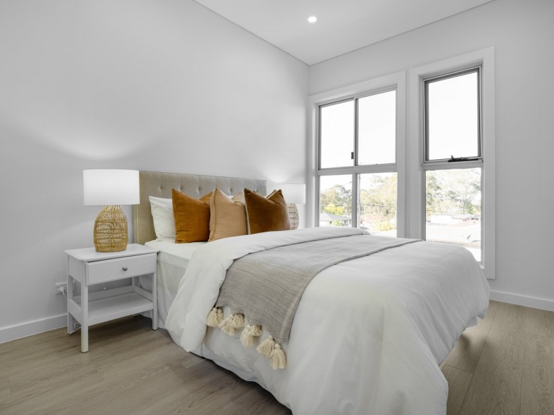 2/39 Bangalow avenue, Chipping Norton NSW 2170