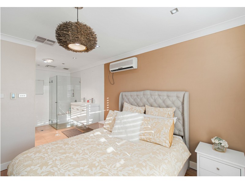 61 Selway Avenue, Moorebank NSW 2170