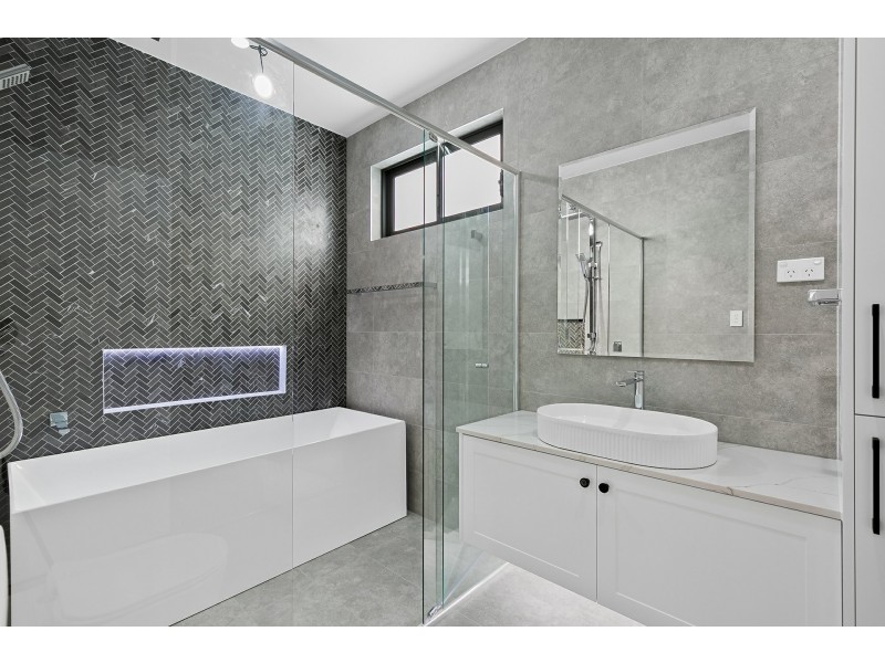 54A Market Street, Moorebank NSW 2170