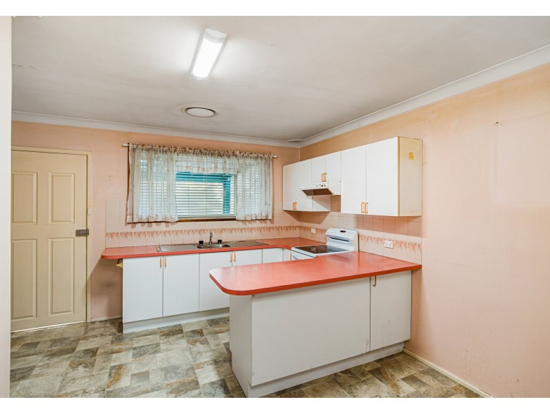 56 Caroline Crescent, Georges Hall NSW 2198