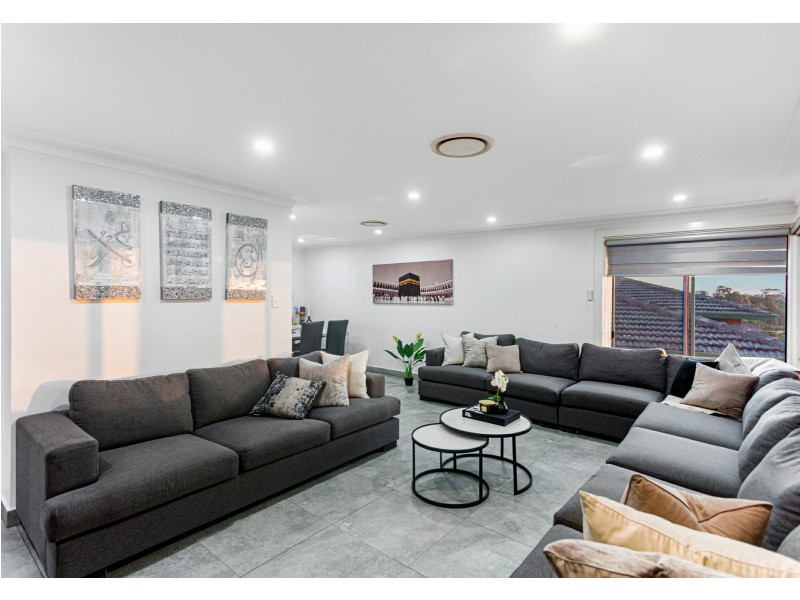 8 Haven Valley Way, Lansvale NSW 2166