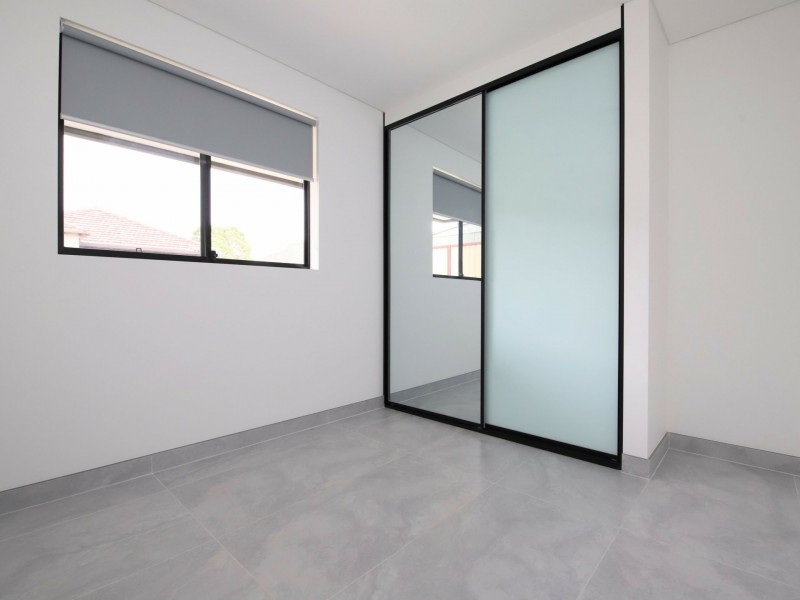 1/69 Catherine Street, Punchbowl NSW 2196