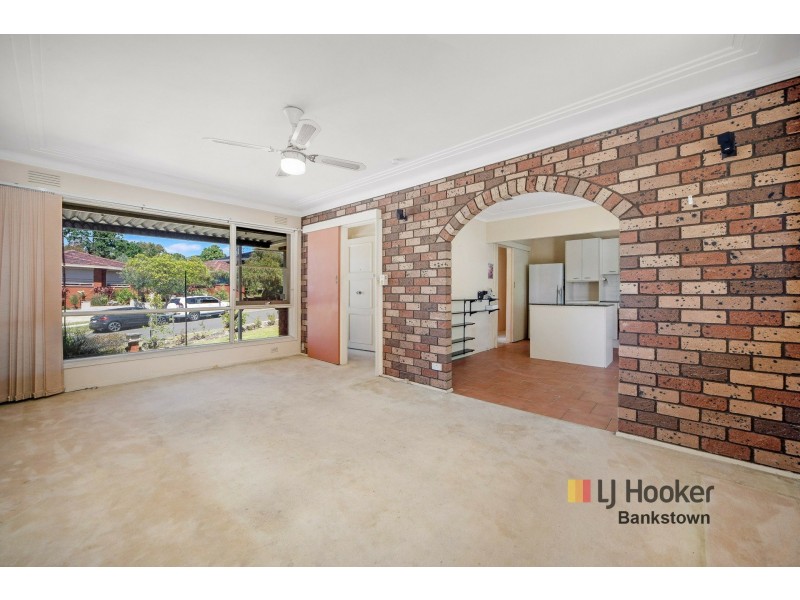 14 Tonga Close, Greenacre NSW 2190