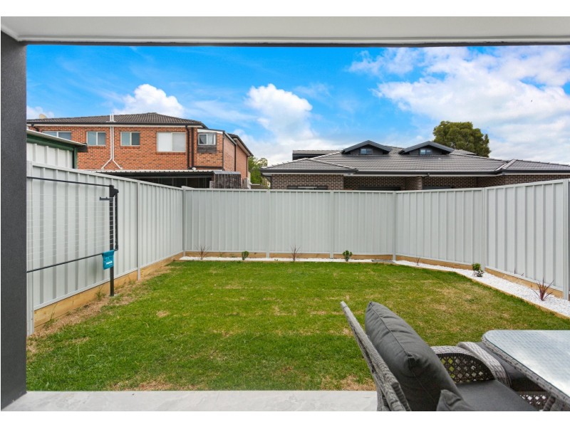 2/71 Lancaster Avenue, Punchbowl NSW 2196
