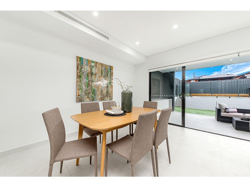 16 Jacaranda Drive, Georges Hall NSW 2198