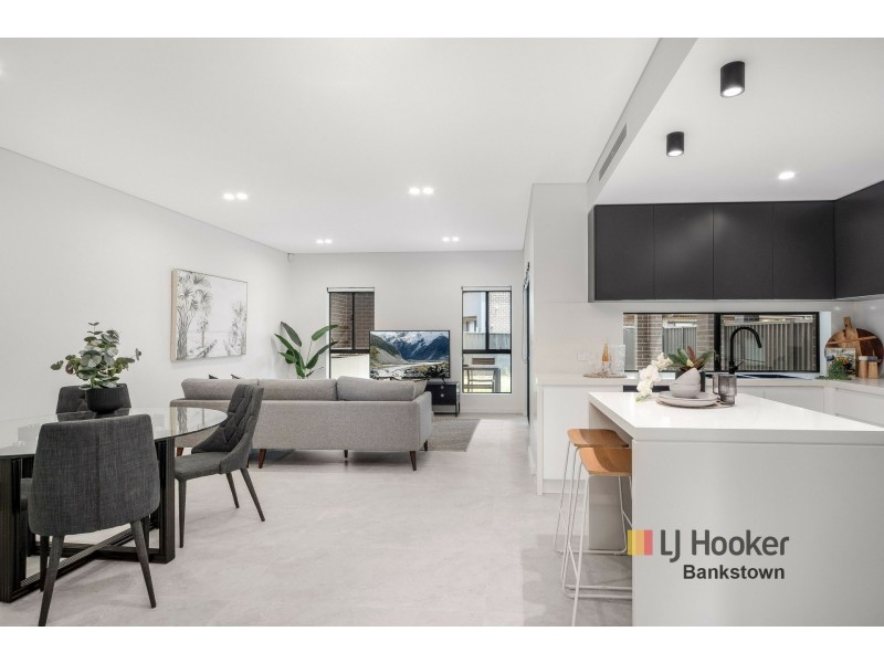 6a Brallos Avenue, Holsworthy NSW 2173