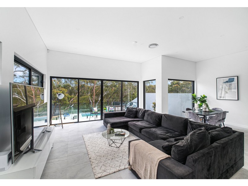 35 Fewtrell Avenue, Revesby Heights NSW 2212