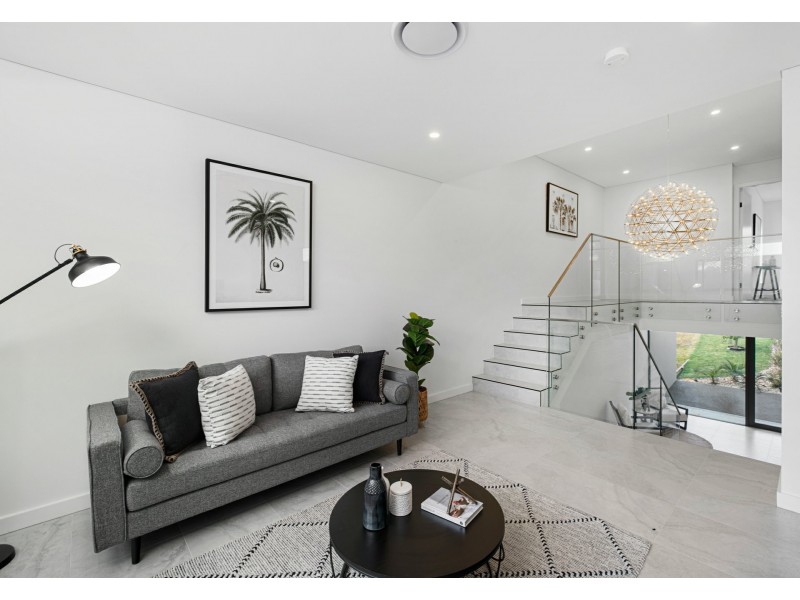 35 Fewtrell Avenue, Revesby Heights NSW 2212