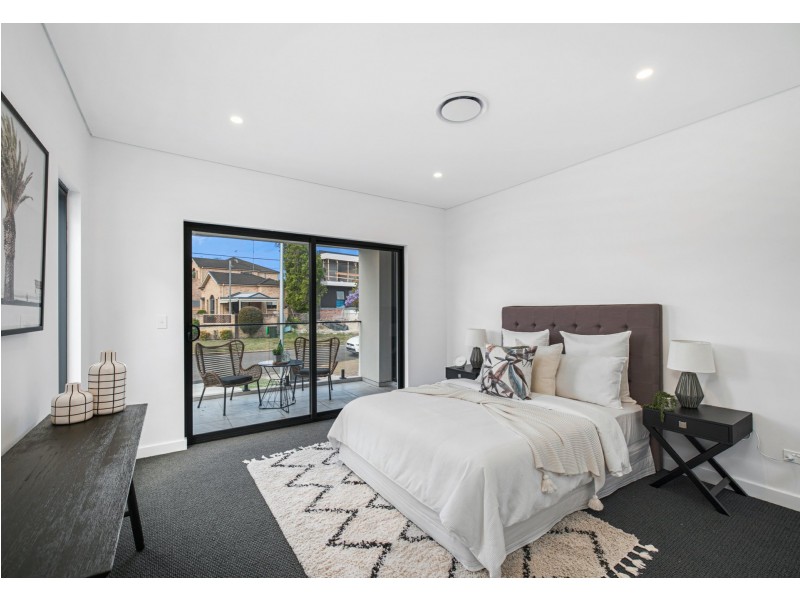 35 Fewtrell Avenue, Revesby Heights NSW 2212