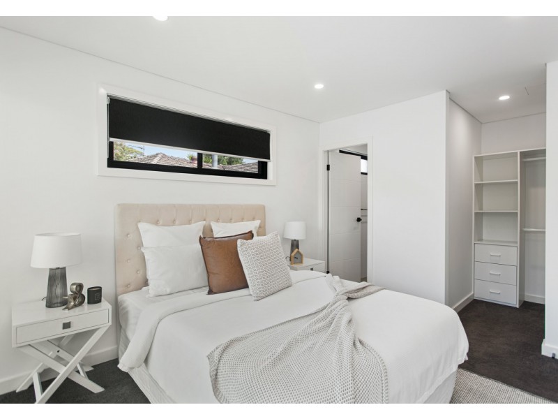 10 Oatley Place, Padstow Heights NSW 2211